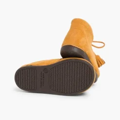 Botas<Pisamonas Bota Serraje Picado Y Borlas