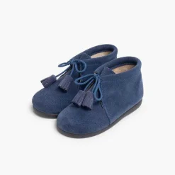 Botas<Pisamonas Bota Serraje Picado Y Borlas