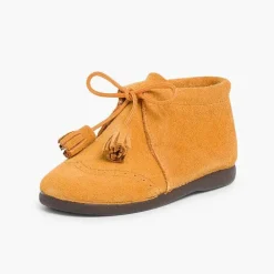Botas<Pisamonas Bota Serraje Picado Y Borlas