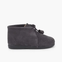Botas<Pisamonas Bota Serraje Picado Y Borlas